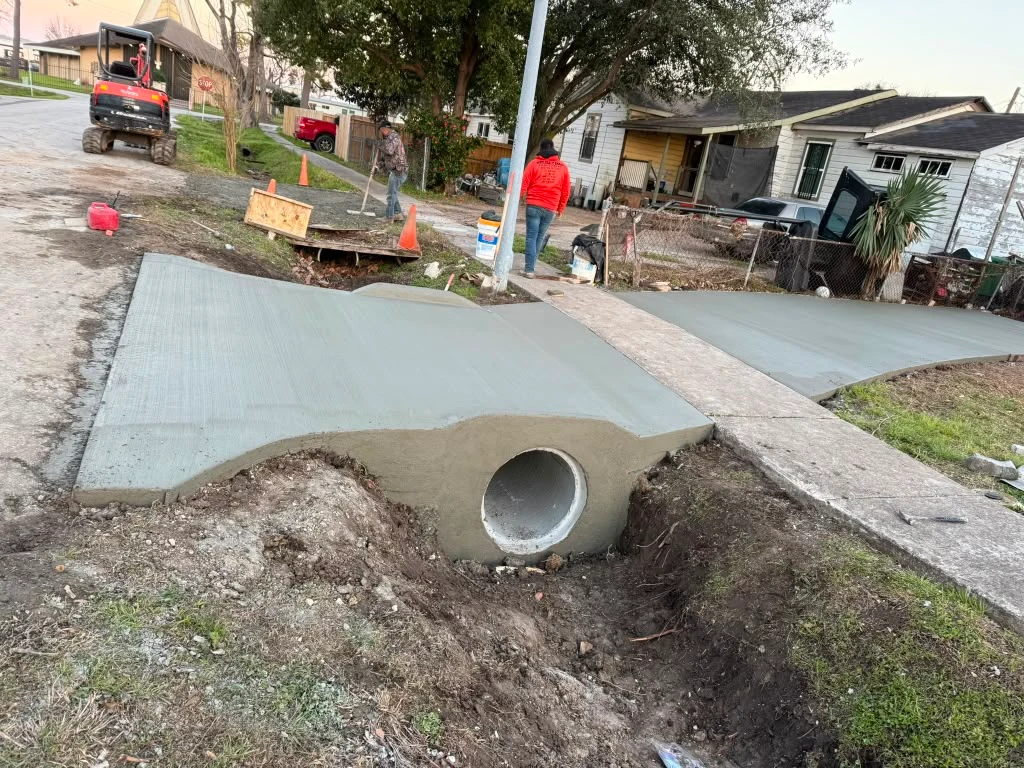 A finished concrete driveway by Santoyo’s Concrete