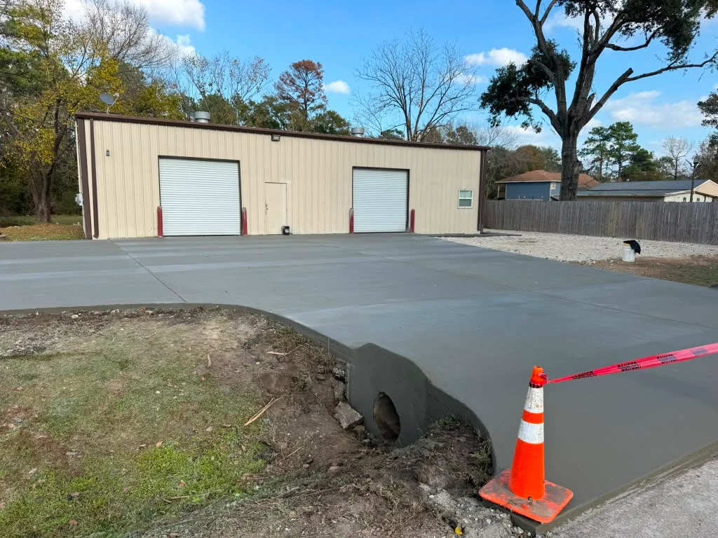 A finished concrete driveway by Santoyo’s Concrete