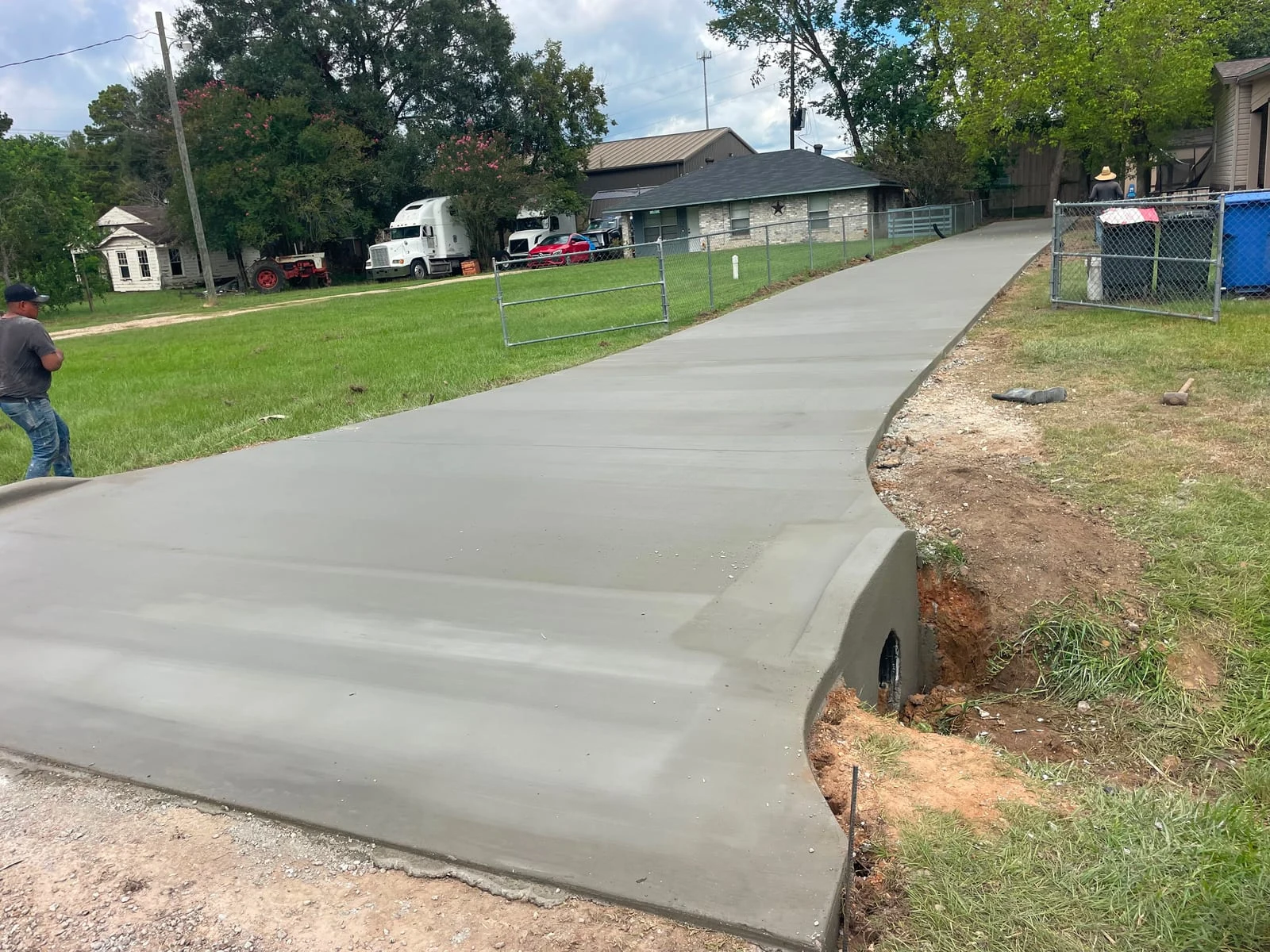 Concrete Driveways poured by Santoyo's Concrete in East Texas